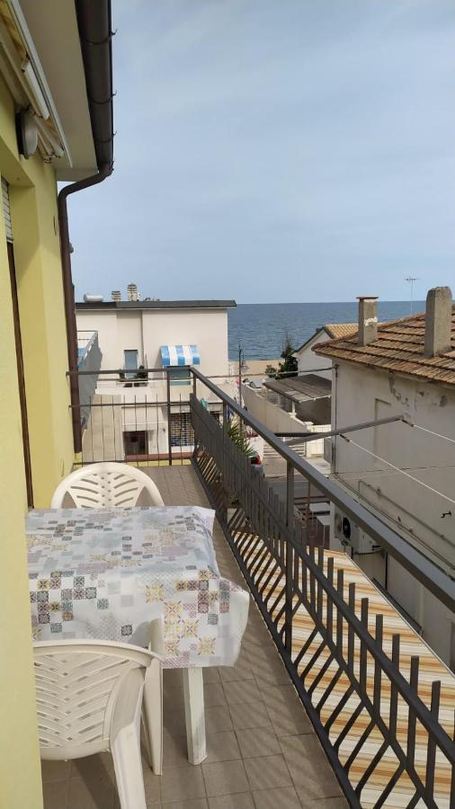Appartamento Marcella A Due Passi Dal Mare Marcelli Εξωτερικό φωτογραφία