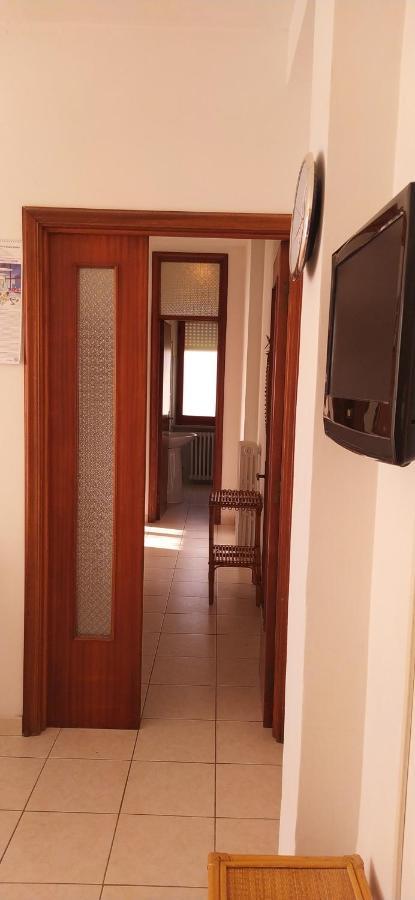 Appartamento Marcella A Due Passi Dal Mare Marcelli Εξωτερικό φωτογραφία