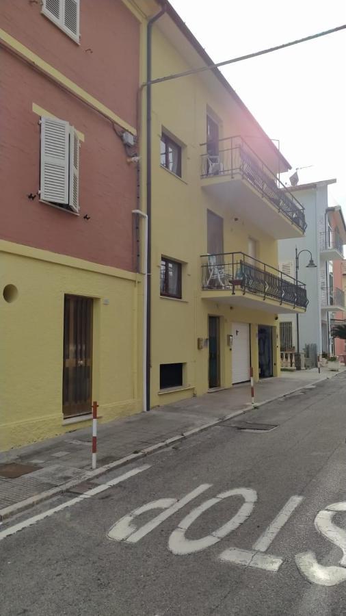 Appartamento Marcella A Due Passi Dal Mare Marcelli Εξωτερικό φωτογραφία